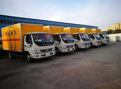 新盈镇爆破器材运输车
